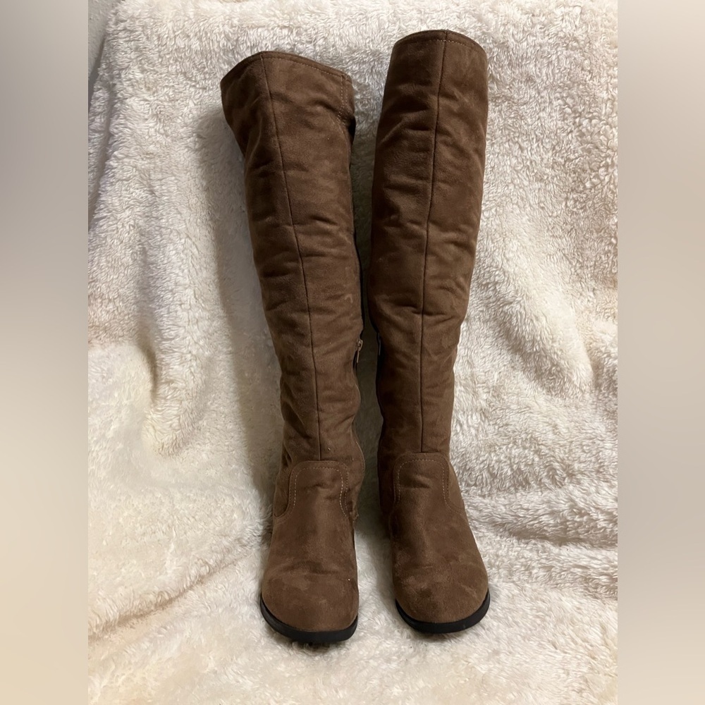 XOXO TRISHH2 Boots Faux Suede Over-The-Knee SlouchTaupe Size 7.5 - Picture 4 of 8